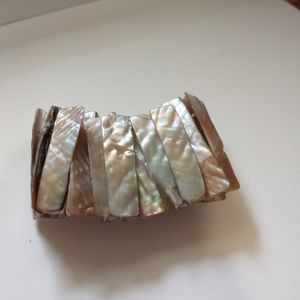 🔥3/$24 pearlescent bracelet